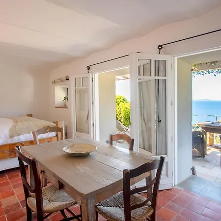 La Maison De Constance * Cavalaire-sur-Mer