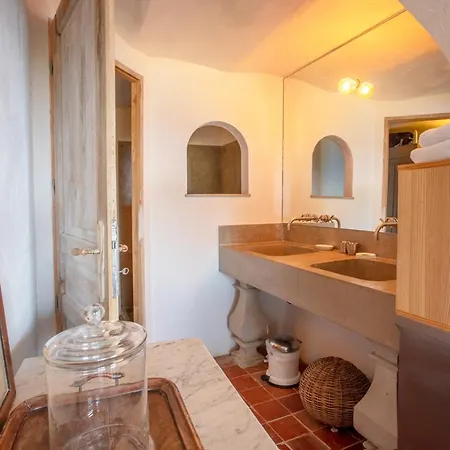 La Maison De Constance Apartament *